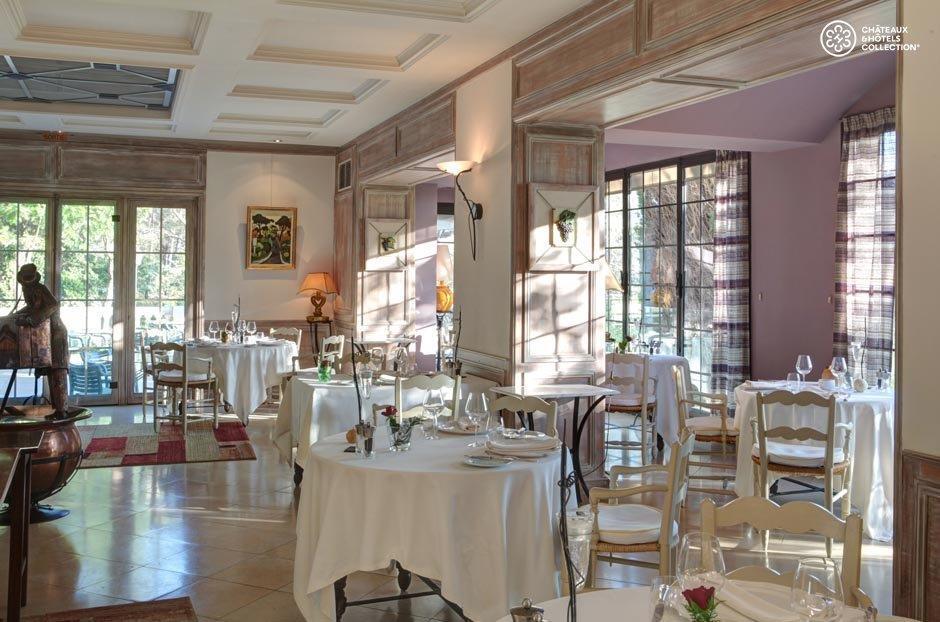 Auberge De Noves Domaine Du Deves Restaurant bilde