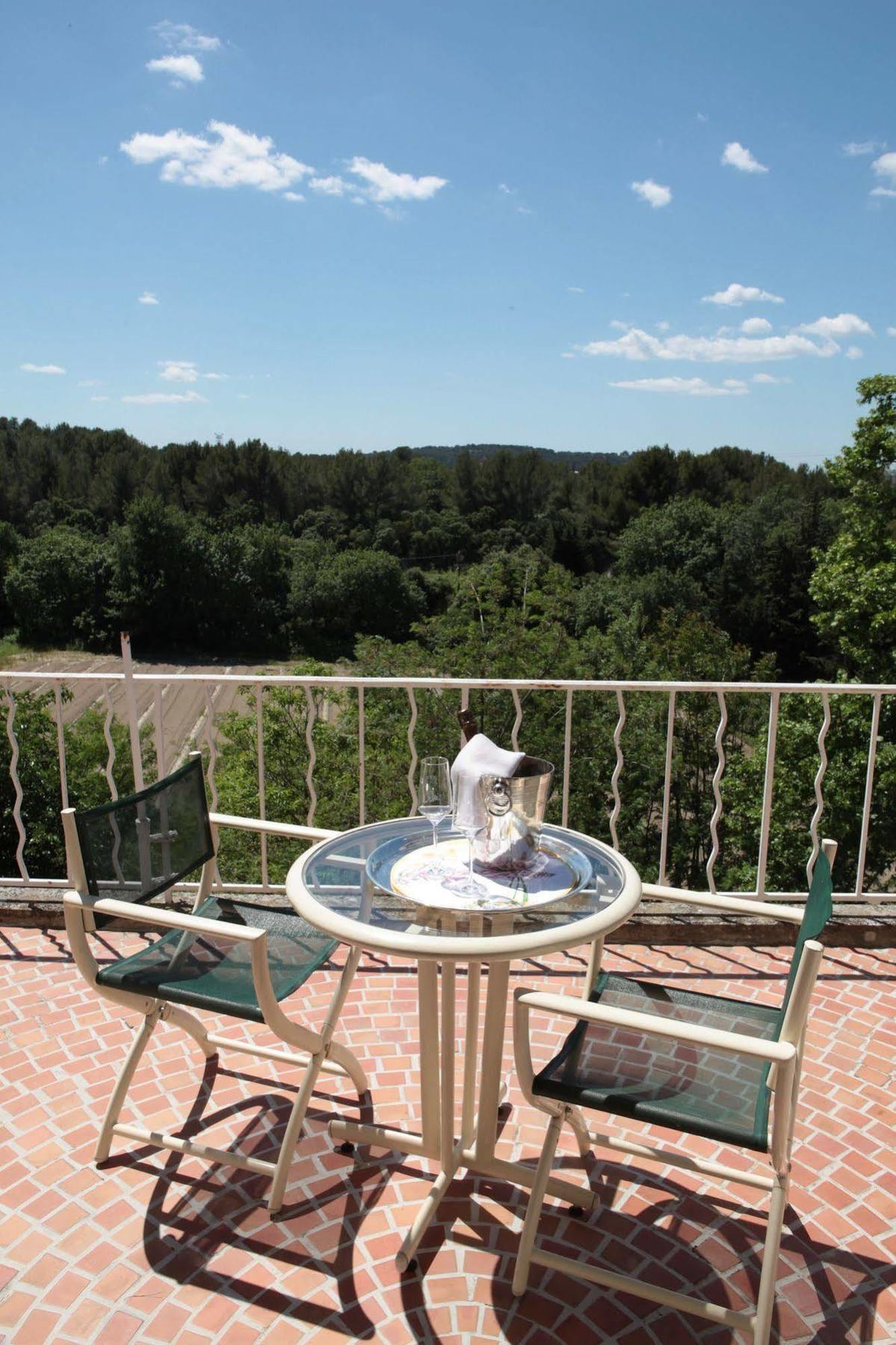 Auberge De Noves Domaine Du Deves Eksteriør bilde